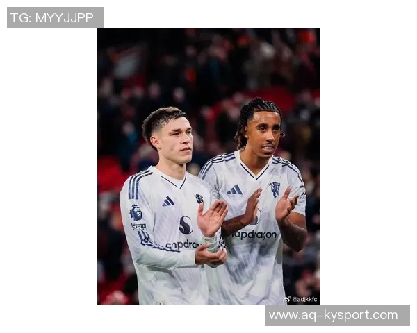 曼联客战利物浦将首次穿白色客场球衣引发球迷热议