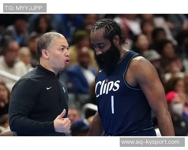 卢指导谈球员融入期待保持本色不改变打法的理念与实践