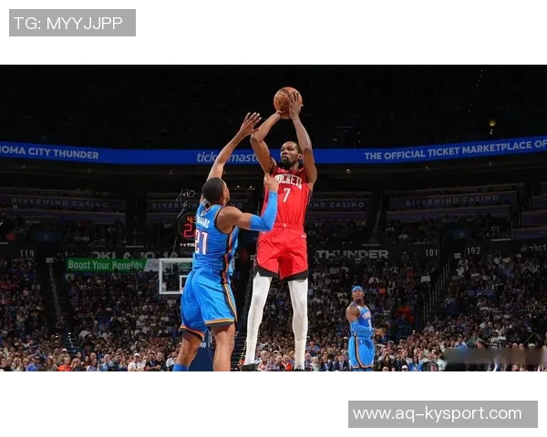 尽管三分球失准大球依然贡献7篮板5助攻展现全能表现 尽管三分球失准大球依然贡献7篮板5助攻展现全能表现