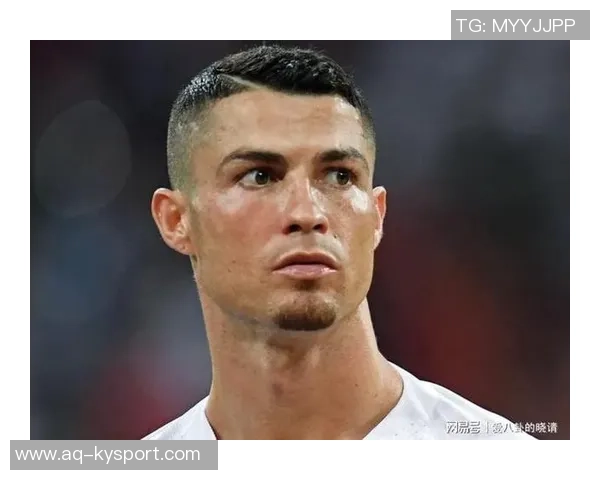 C罗四十岁依然年轻面容整形医生揭秘其可能的多次整形手术经历