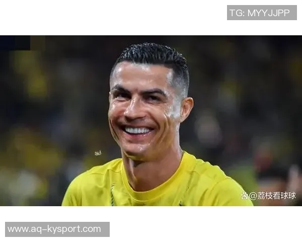 C罗四十岁依然年轻面容整形医生揭秘其可能的多次整形手术经历