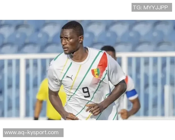 吉拉西未入非洲年度最佳球员候选名单经纪人愤怒指责这是极大的耻辱